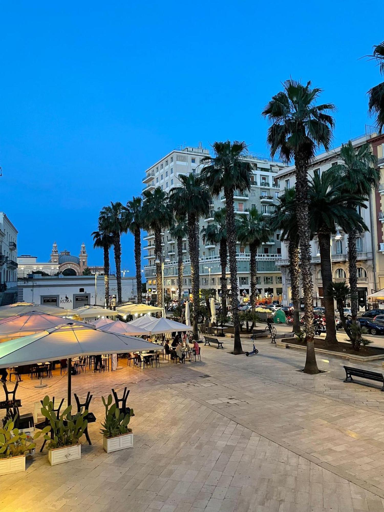 Palm Central House Bari Esterno foto